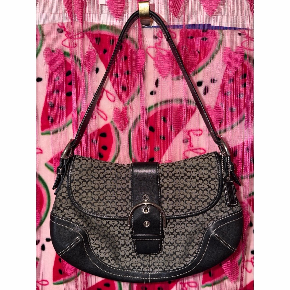 🖤 Vintage Coach Soho Signature Shoulder Bag